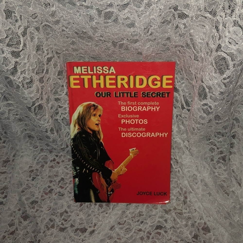 Melissa Etheridge Biography Book - Red Cover